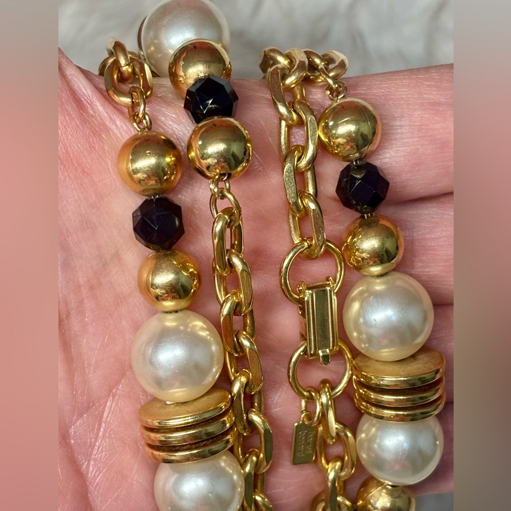 Hervé Bernard Vintage Gold-tone and Pearl Necklace - Picture 6 of 13